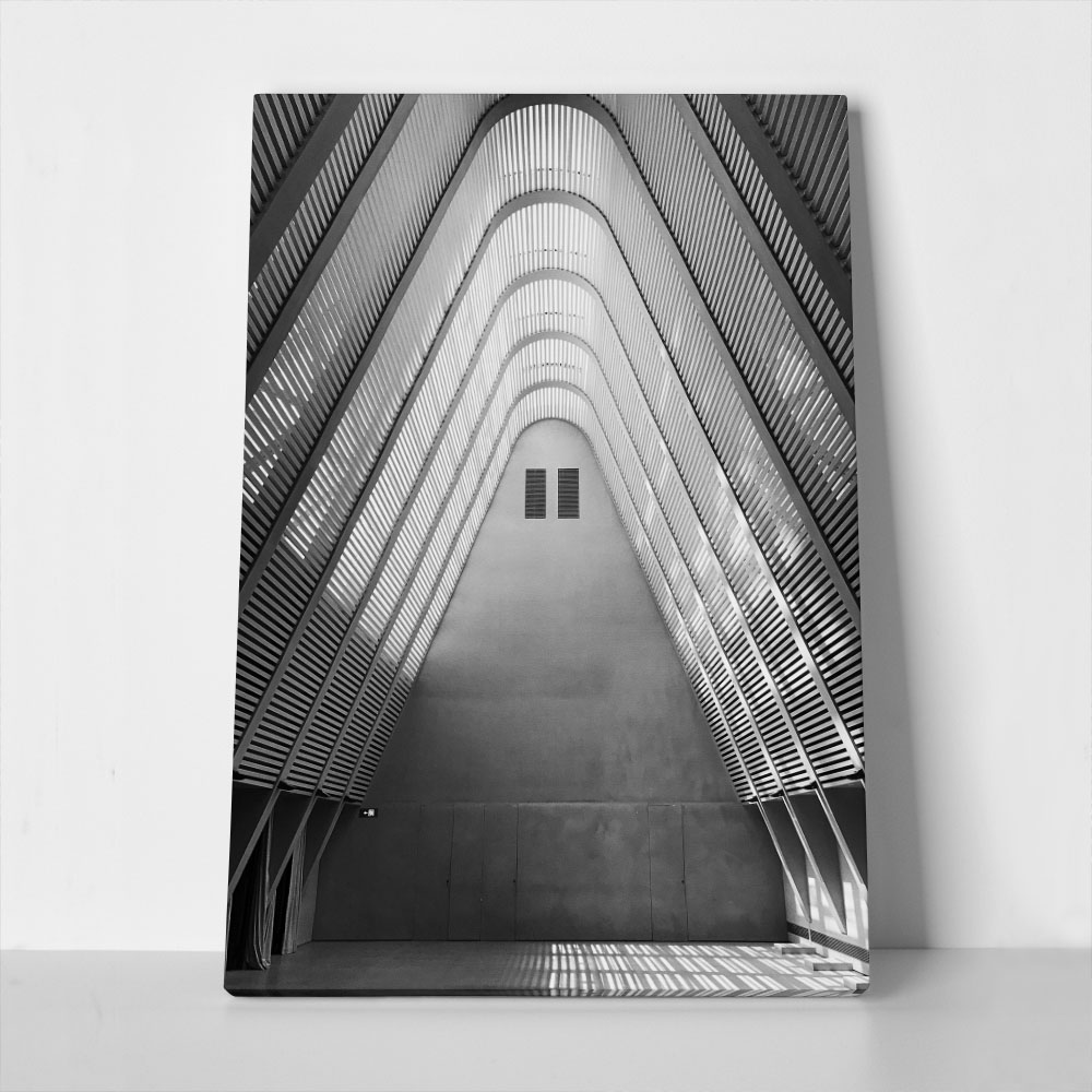 Πίνακας σε Καμβά BLACK AND WHITE ARCHITECTURAL HIGH ARCHED CEILING