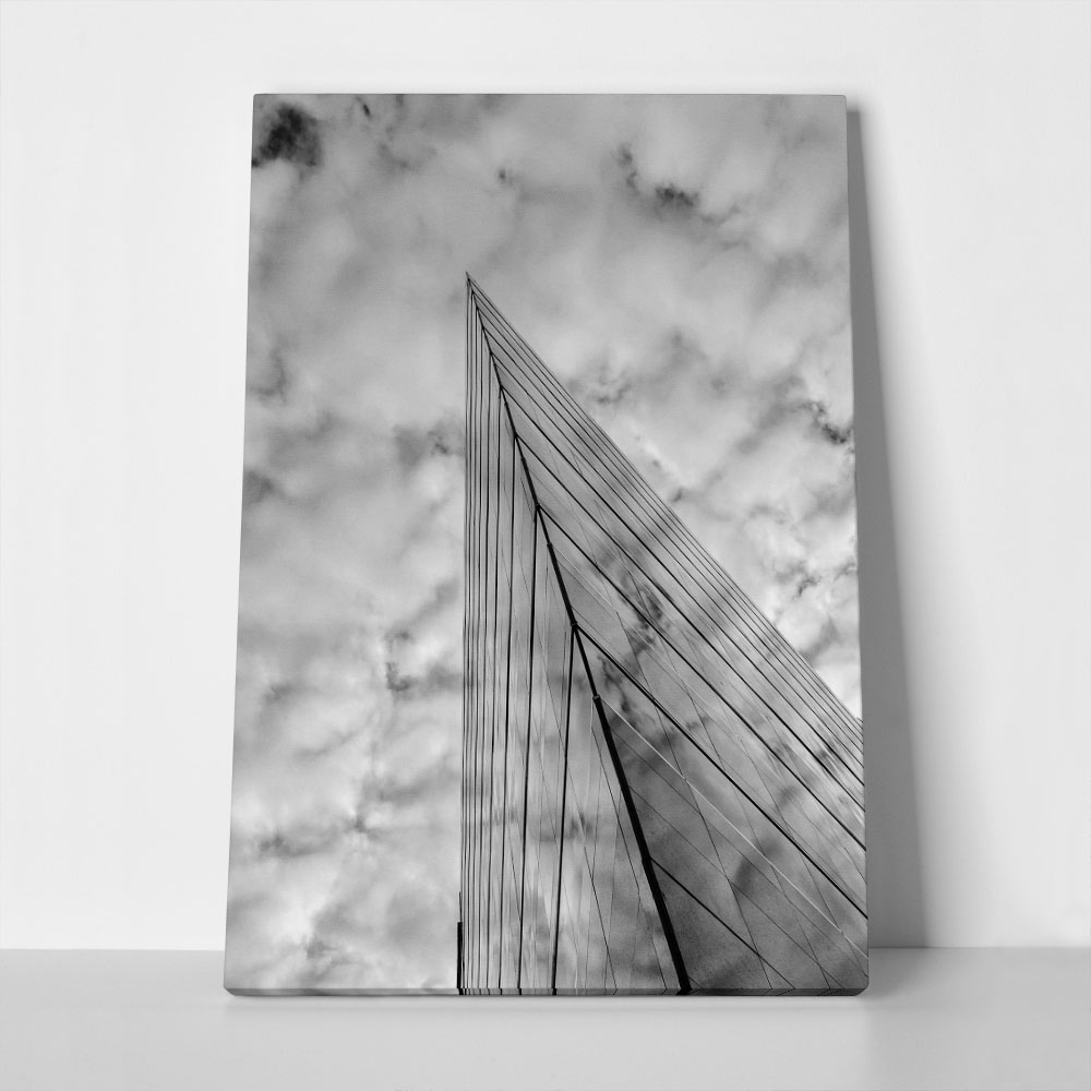 Πίνακας σε Καμβά BLACK AND WHITE ARCHITECTURAL SHARP CORNER CLOUDS