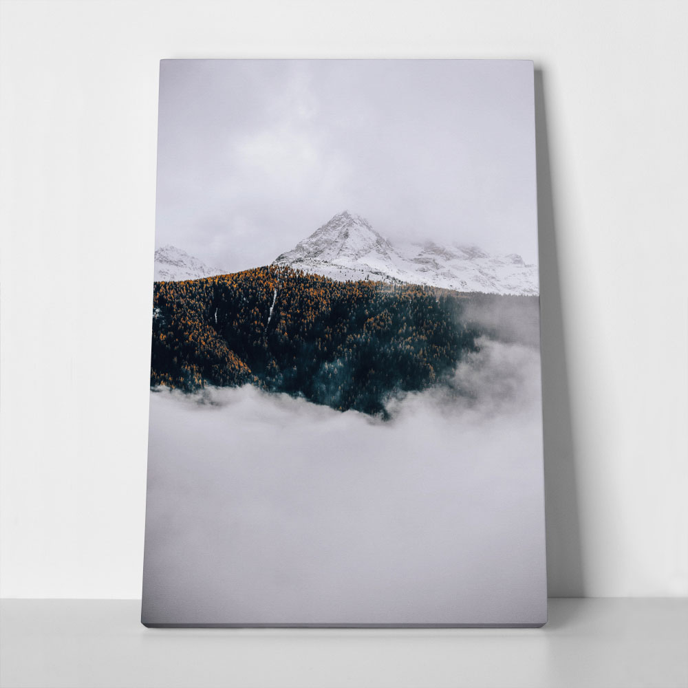 Πίνακας σε Καμβά RUSTIC FARMHOUSE SNOWY MOUNTAIN