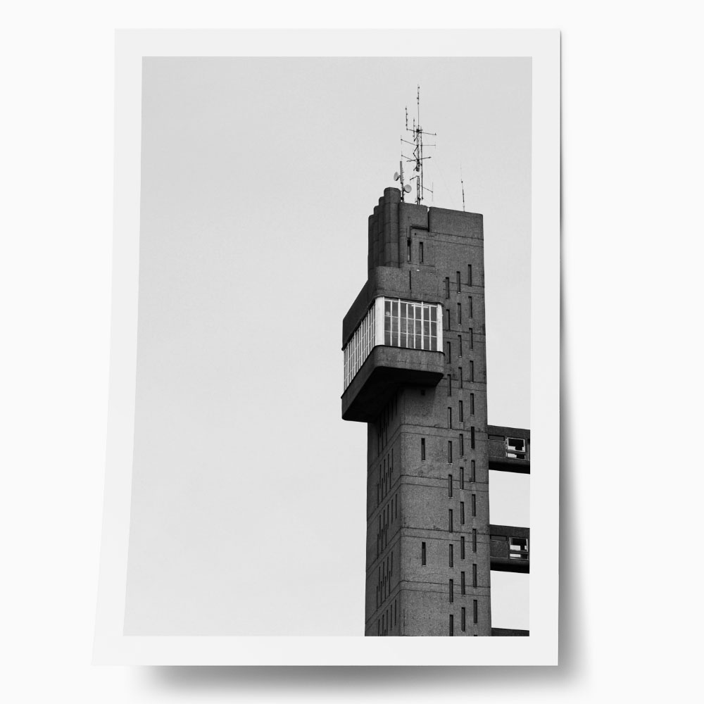 Poster BLACK AND WHITE ARCHITECTURAL CONCRETE AUDIO TOWER