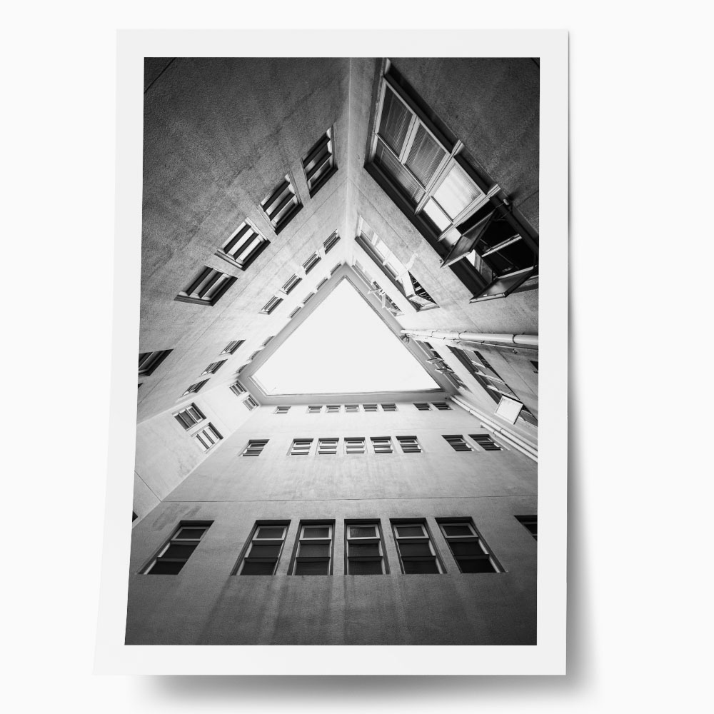 Poster BLACK AND WHITE ARCHITECTURAL TRIANGULAR COURTYARD